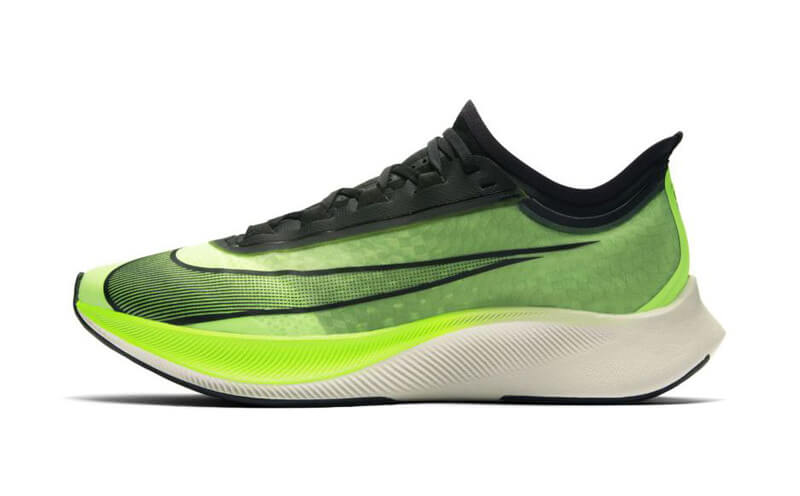 Nike zoom fly 3 shop กับ pegasus turbo 2